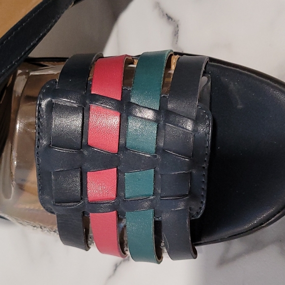 Softspots woman sandals. - Picture 7 of 9